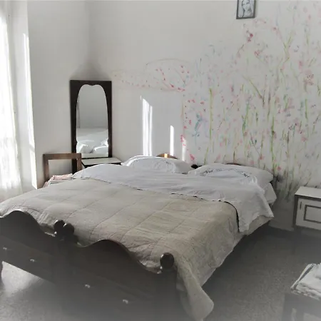 Hytte Casa Di Collina Nelle Langhe Typical Country House No001 Belvedere Langhe