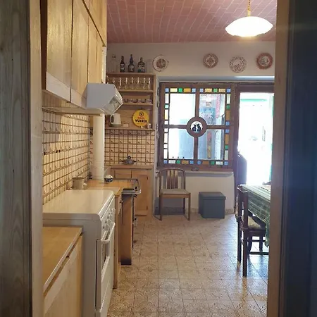 Lodge Casa Di Collina Nelle Langhe Typical Country House No001 Belvedere Langhe