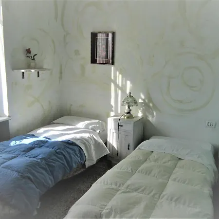 Casa Di Collina Nelle Langhe Typical Country House No001 * Belvedere Langhe